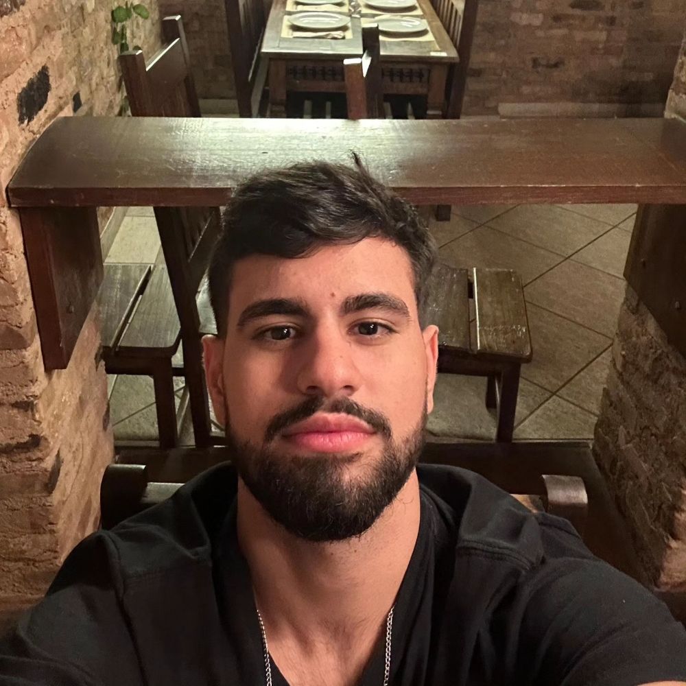 Kayki Bertoldi 