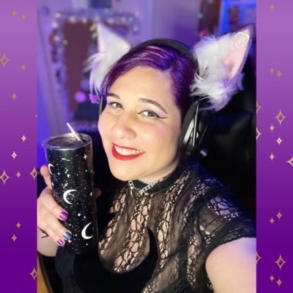 Tess 💜🐺 Lupawolf152