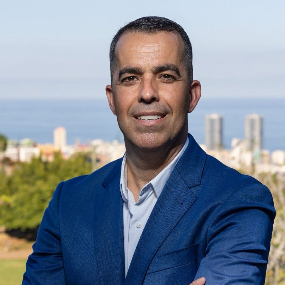 Tino Guzmán
