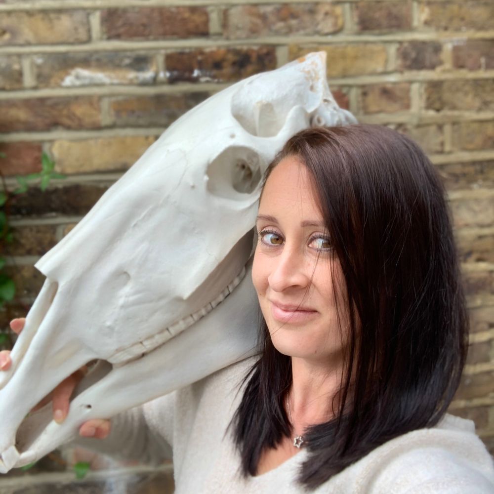 Dr Zoe Self Davies