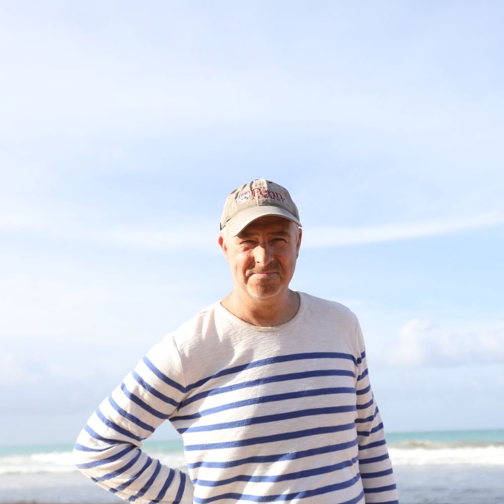 Dr. Brad Phillips