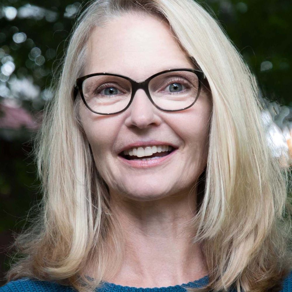 Jennifer Ohman-Rodriguez, Author