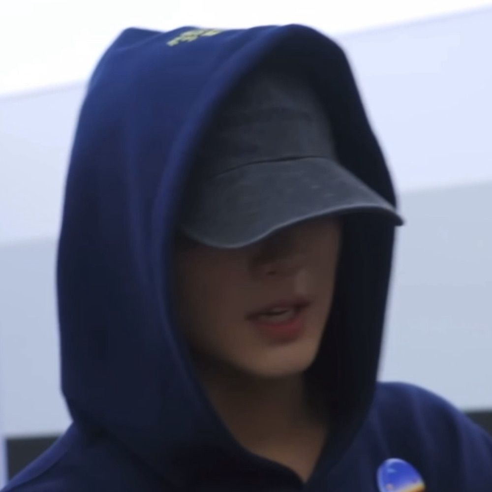 ꒰ ll ꒱