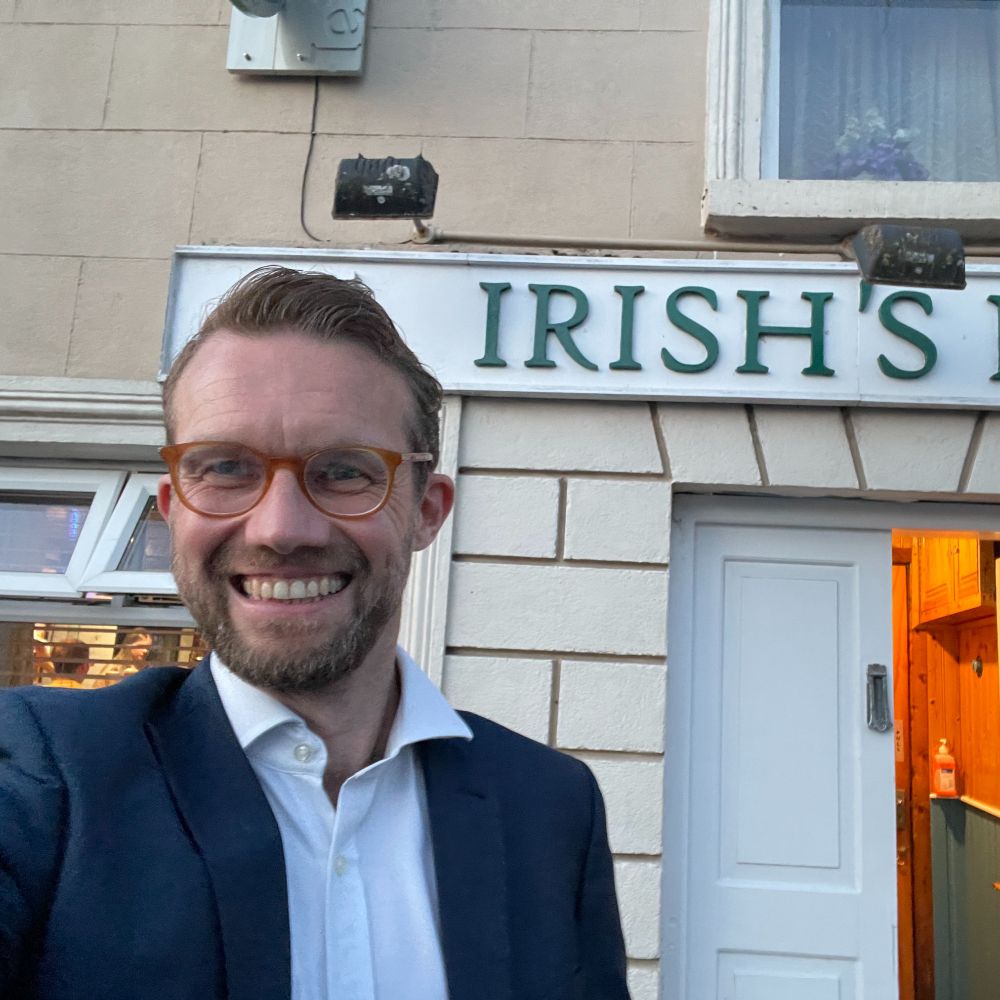 Tomás Irish