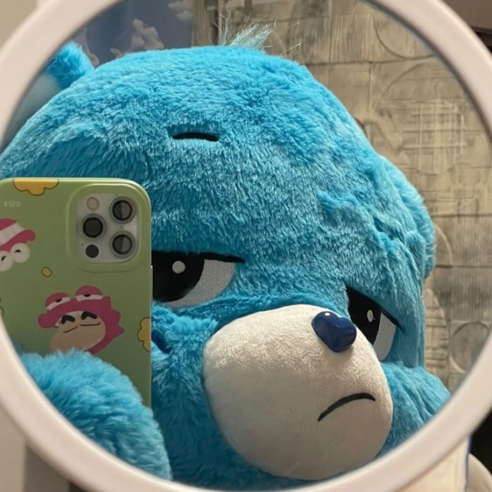 B