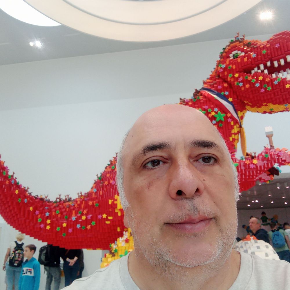 Jorge J. Frías
