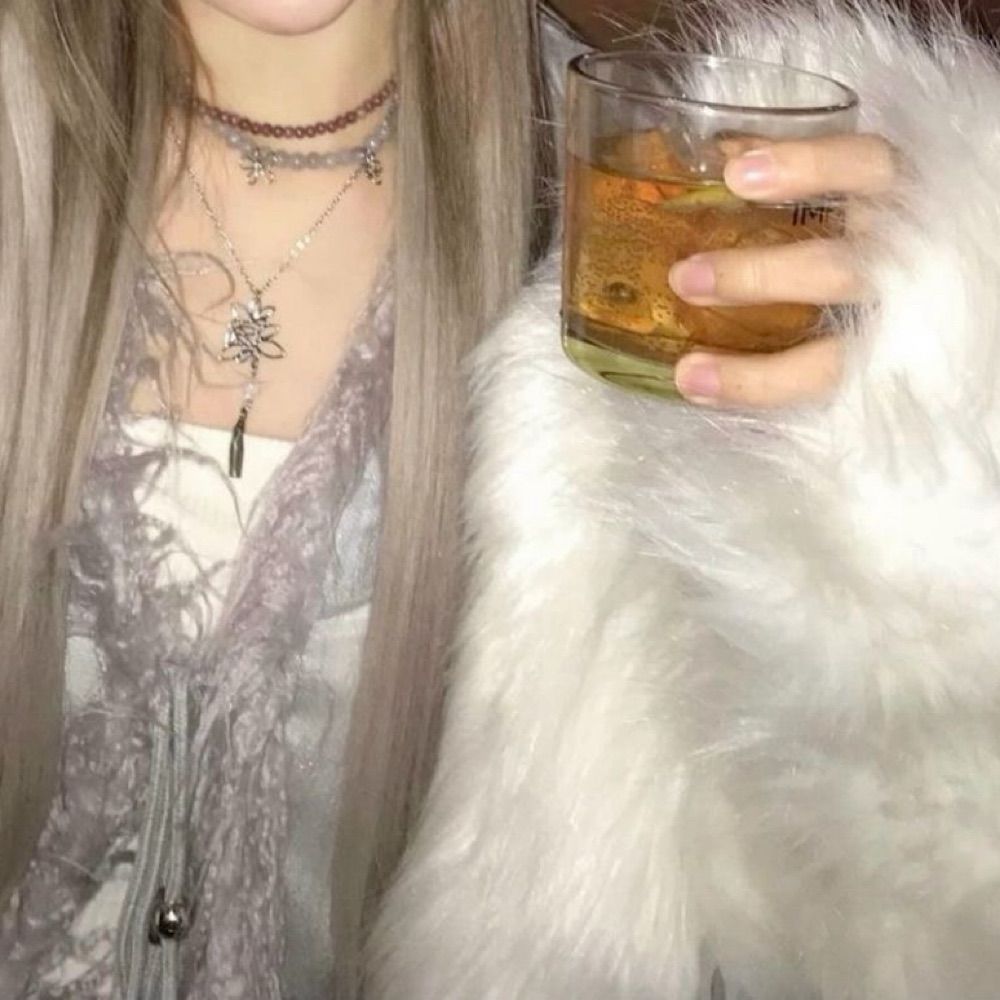 ailukka  ⋆