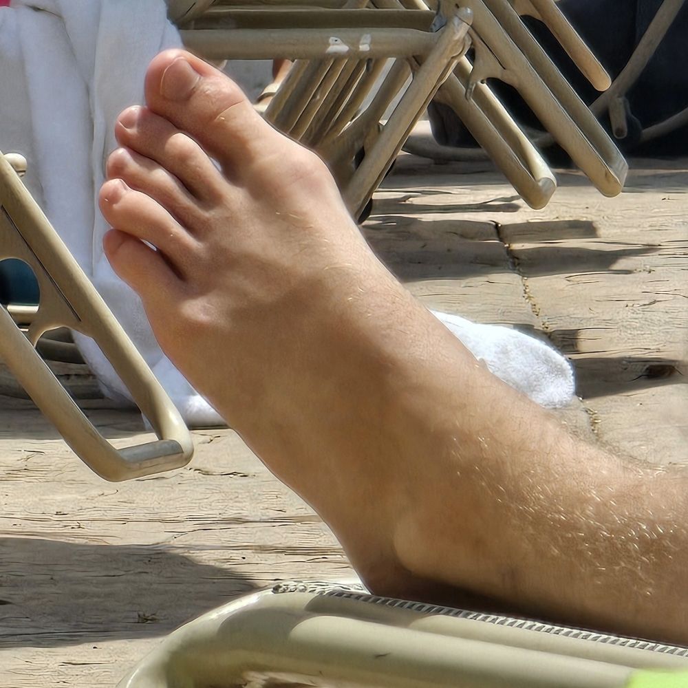 Subby foot guy's avatar