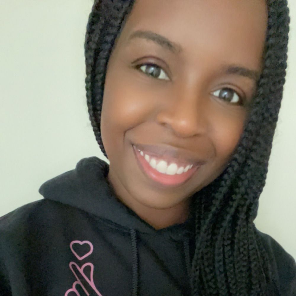 Kiara🧁