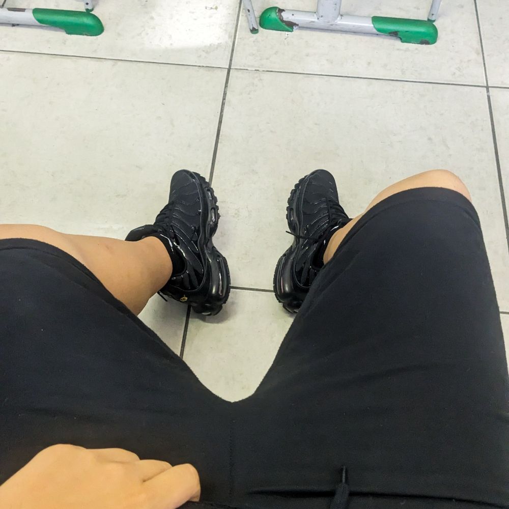 tue. 