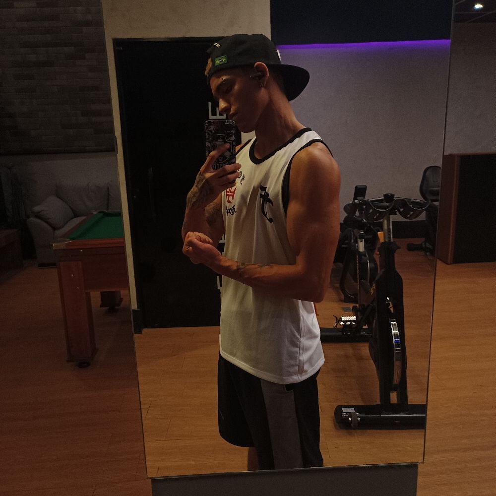 Wallace Oliveira ✠