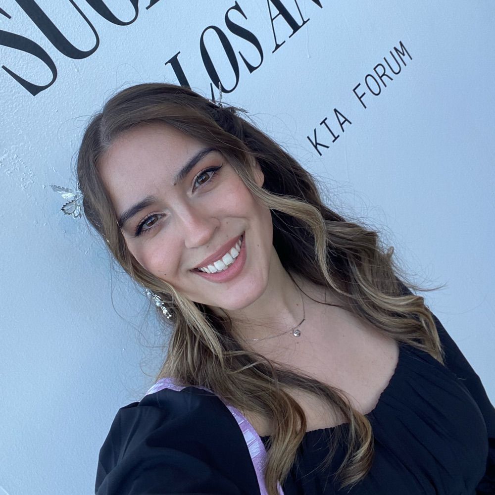 💜 Chrissy⁷ 💜