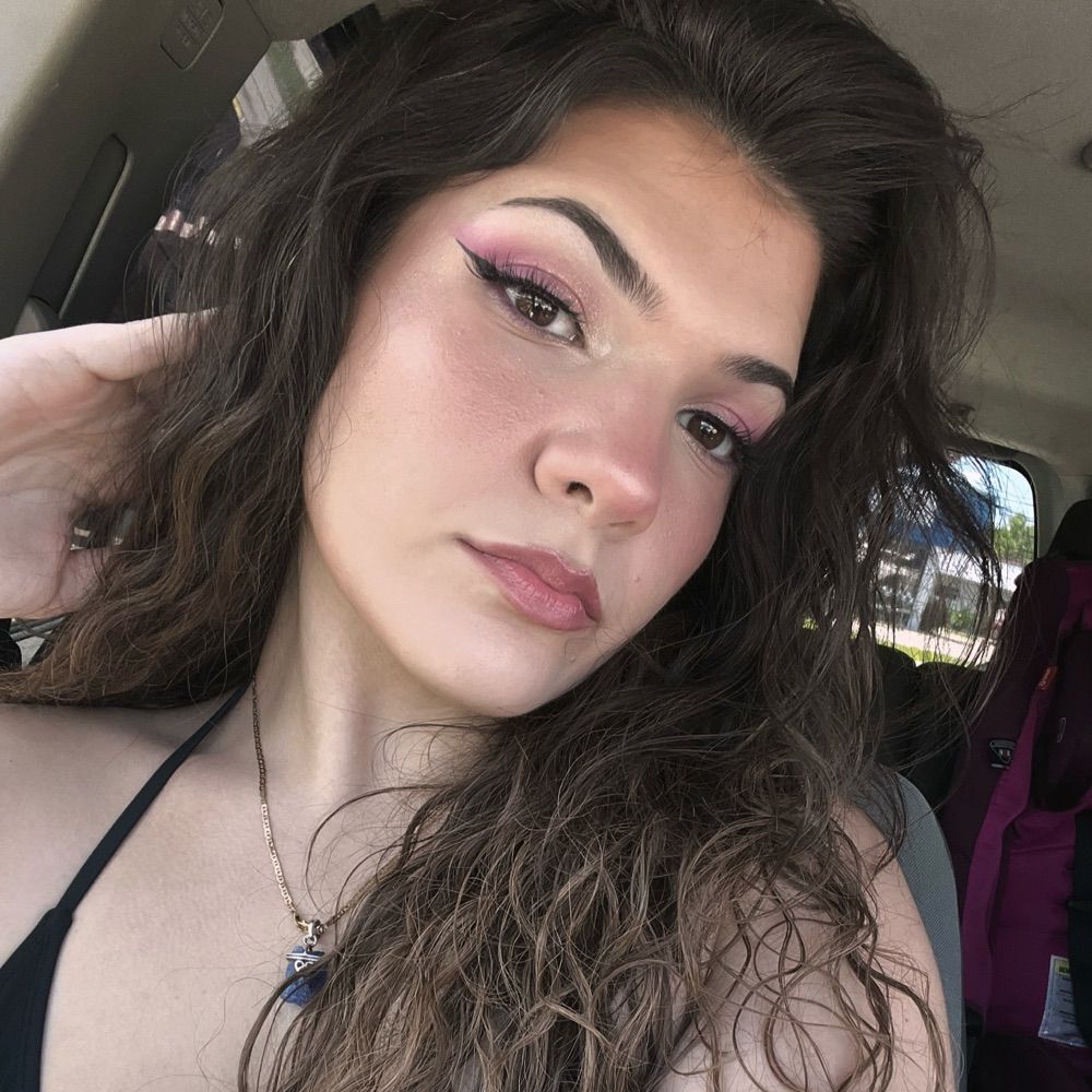 Saphira🥀