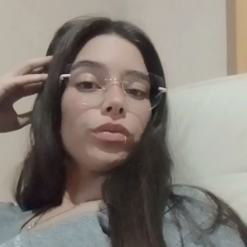 Emilly 📖🏳️‍🌈