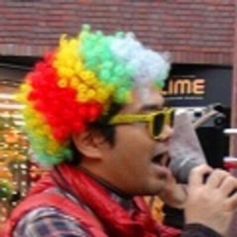 モジモジ