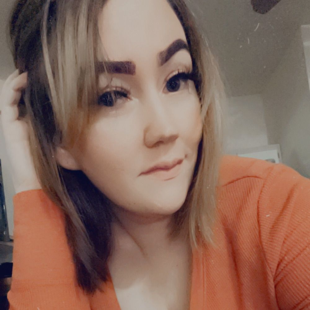 Danielle 🖤📚