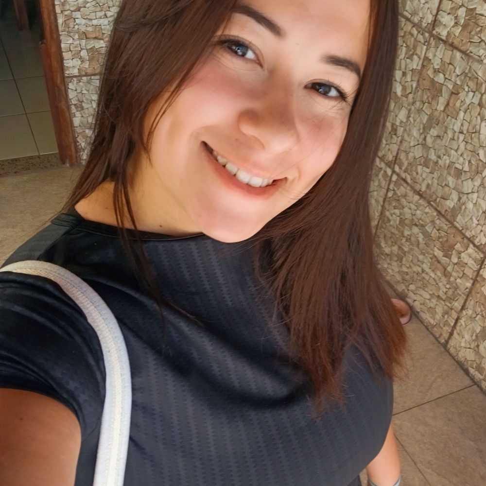 Carolzinha✨️