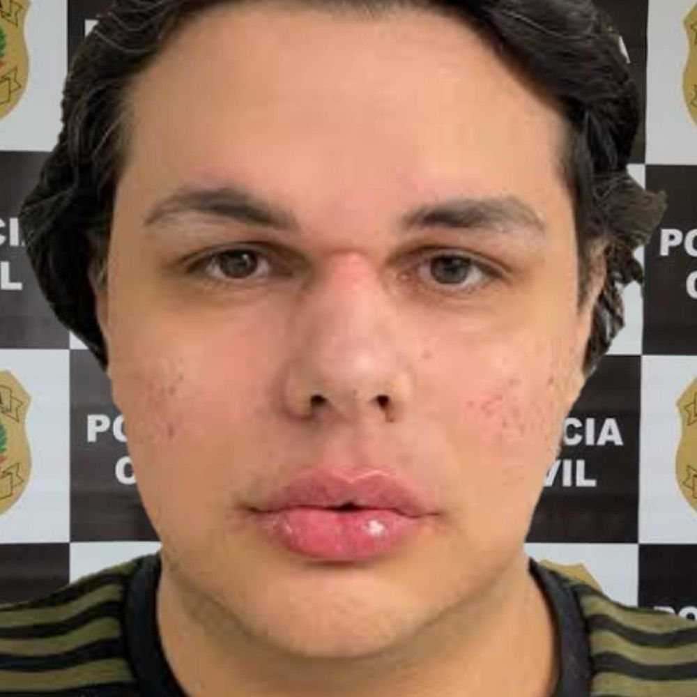 nicki minaj perguntando se a buceta dela eh gay 