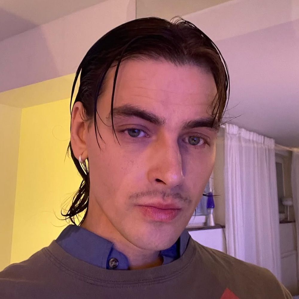 eefje 🐊🍇