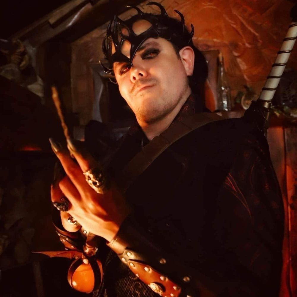 Dorian Reyes Black