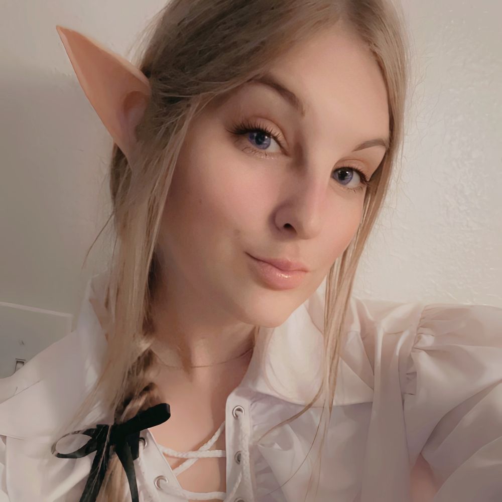 ♡caroline⁷ (bloodless)