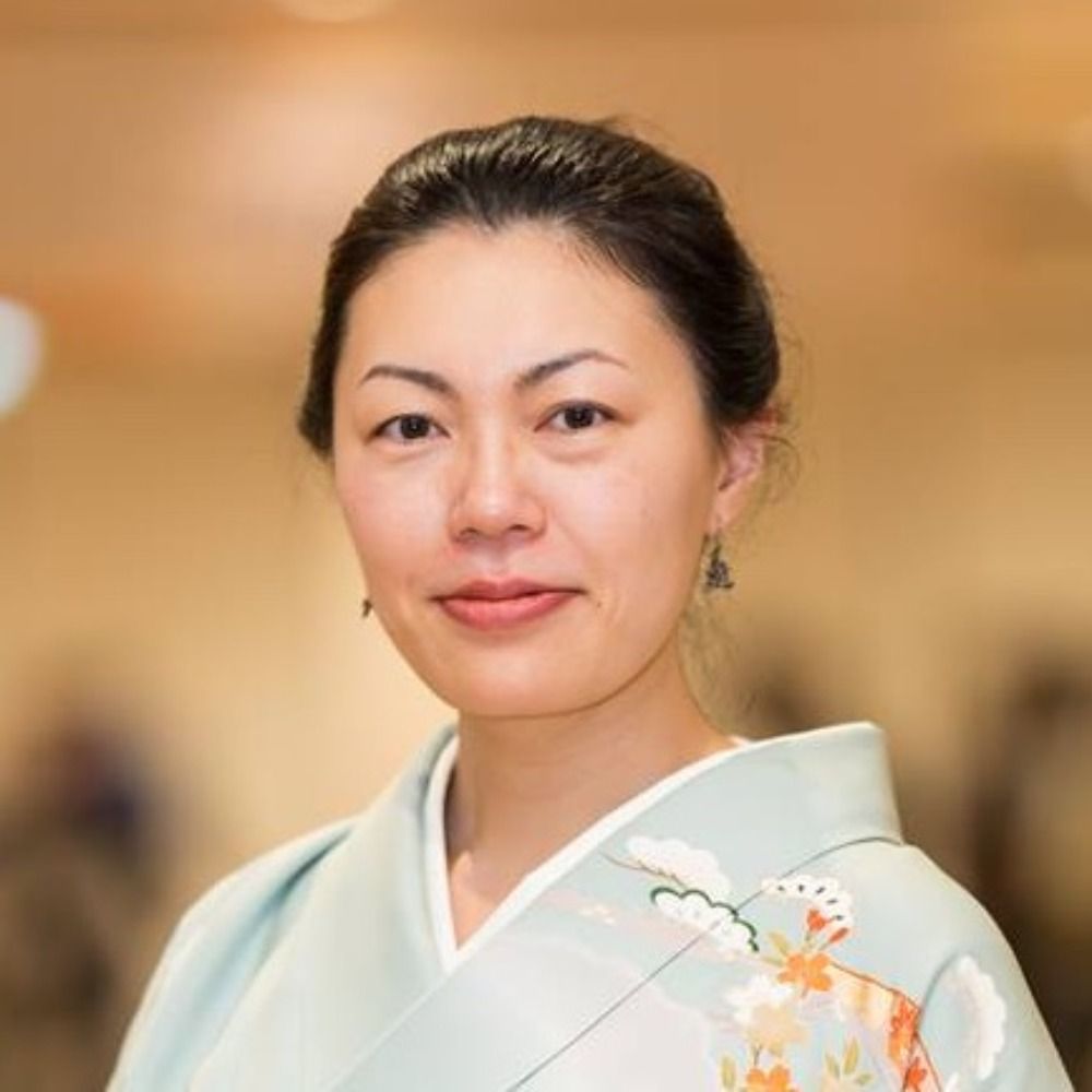 Aya Komuro