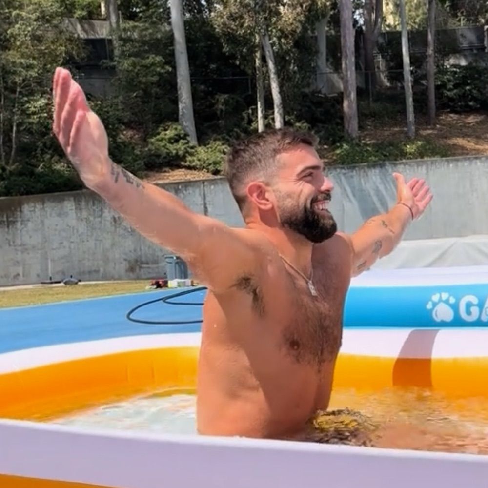 Elliot Lee’s Ice Bath 🧊