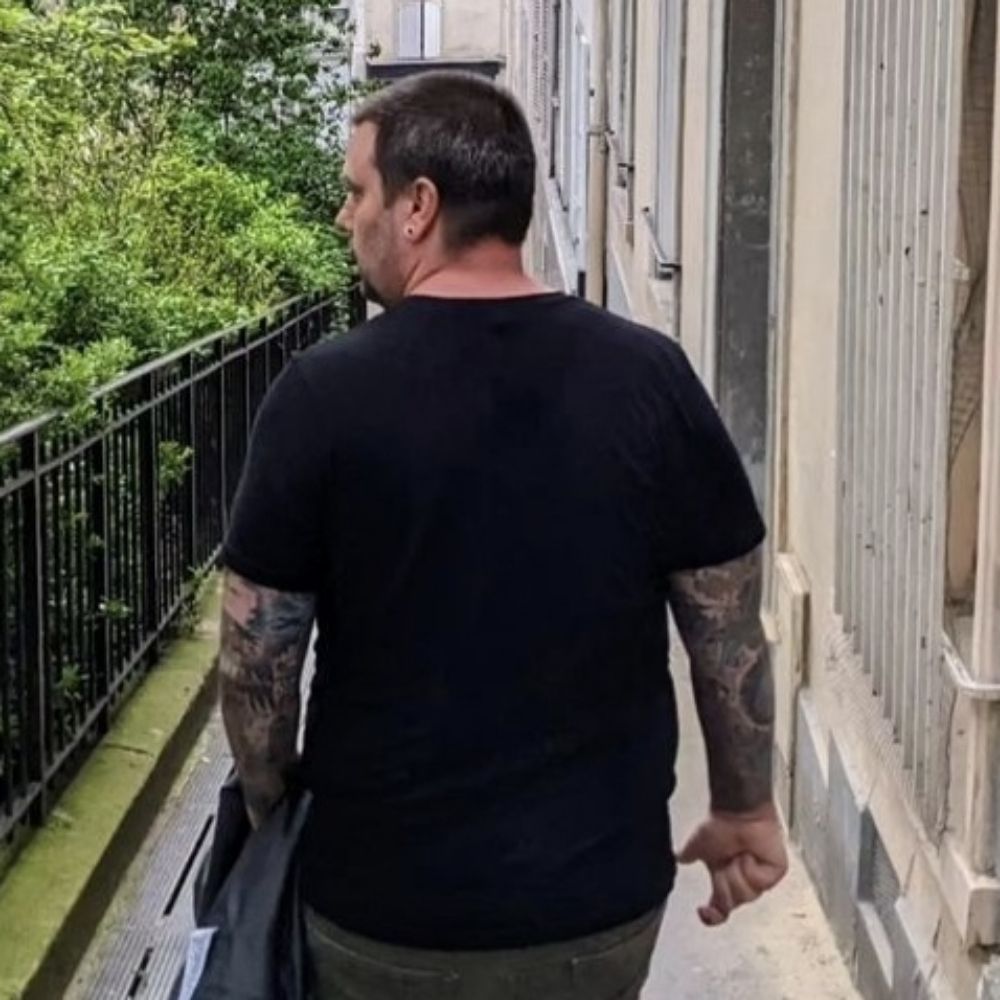 Erik DeRoin