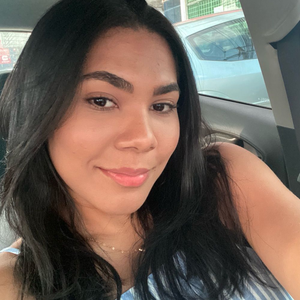 Larissa M