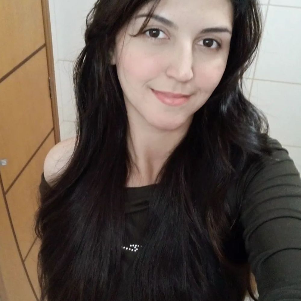➽──❥ Vivian Sousa 🦋 