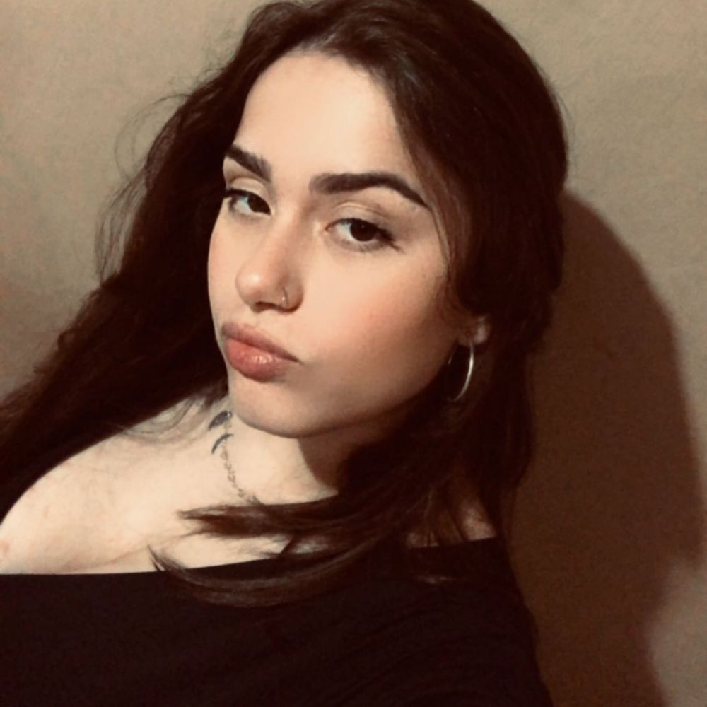 Nicoly Caldeira