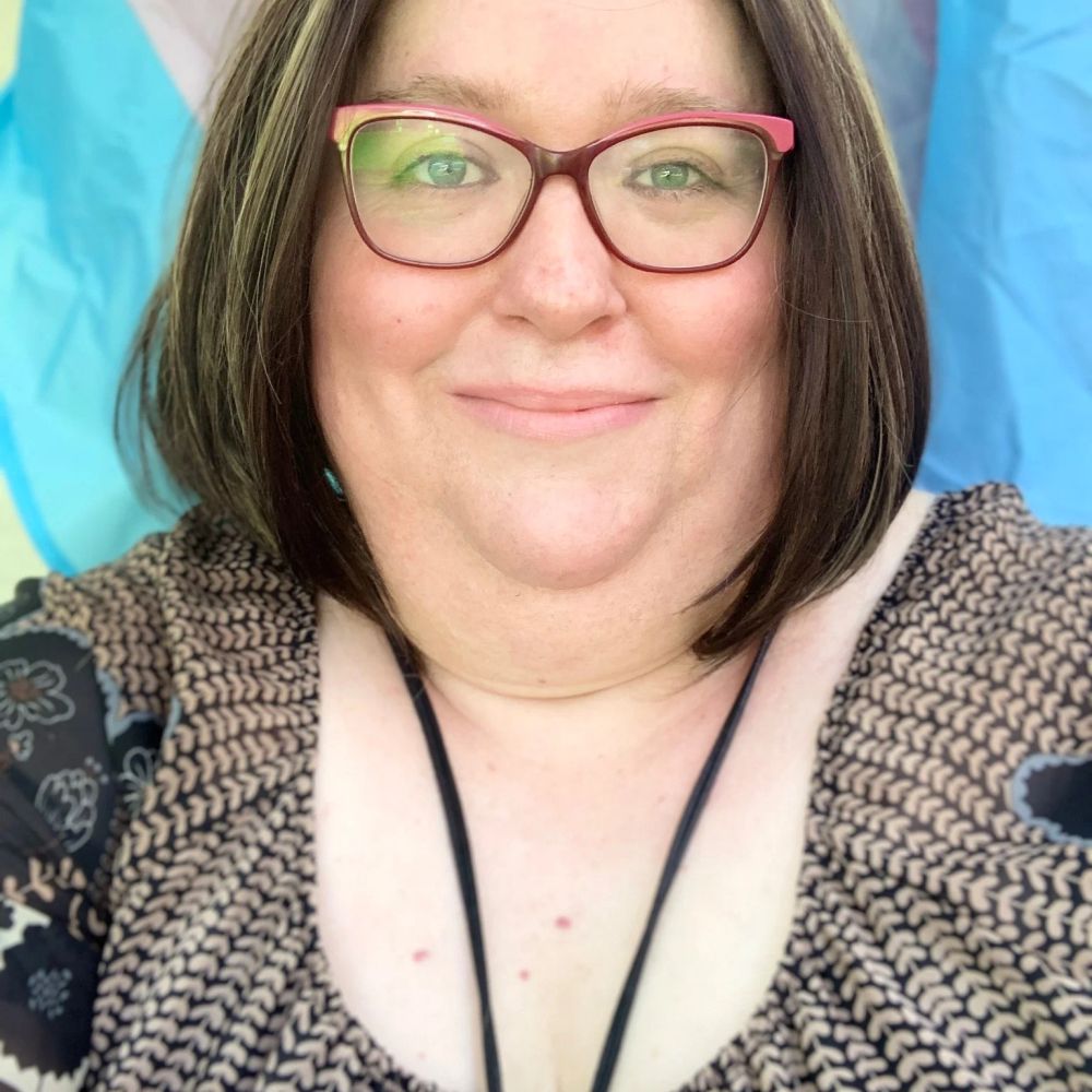 Jo (she/they)