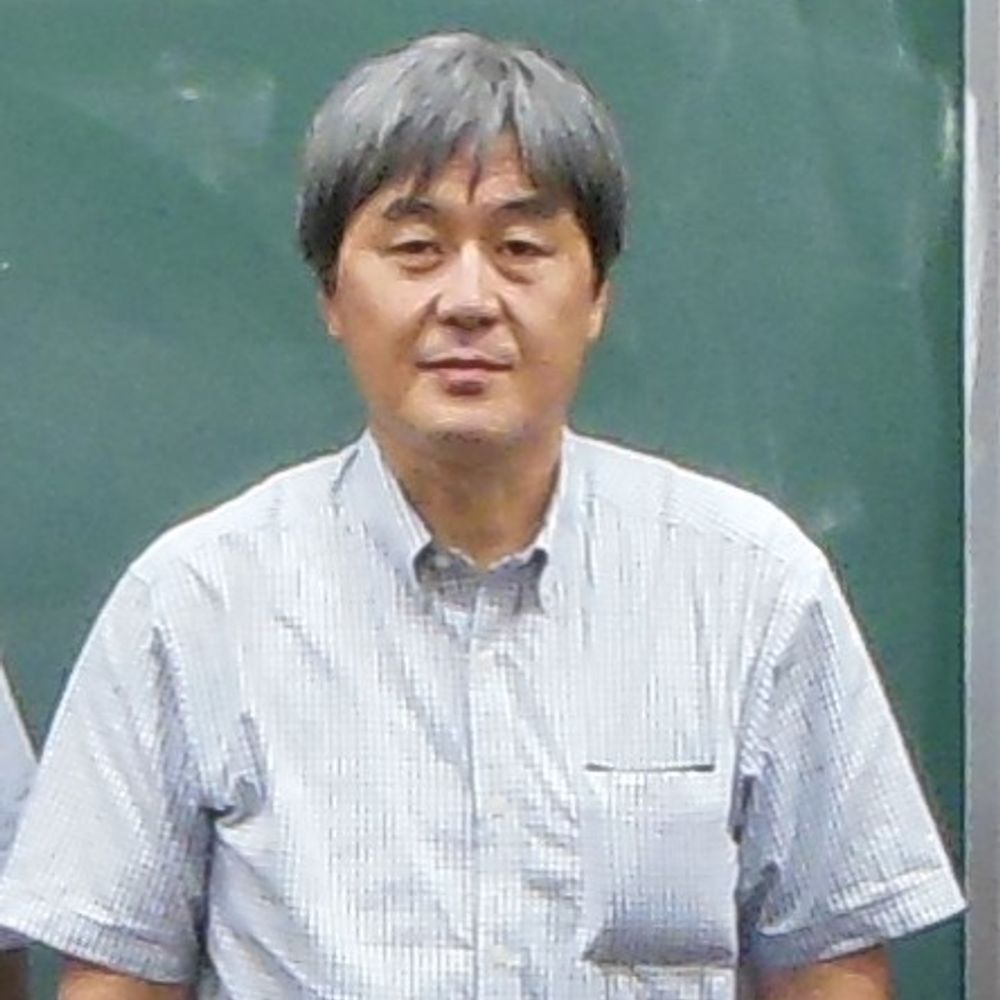 e.g. Akihiko Yukie 雪江明彦