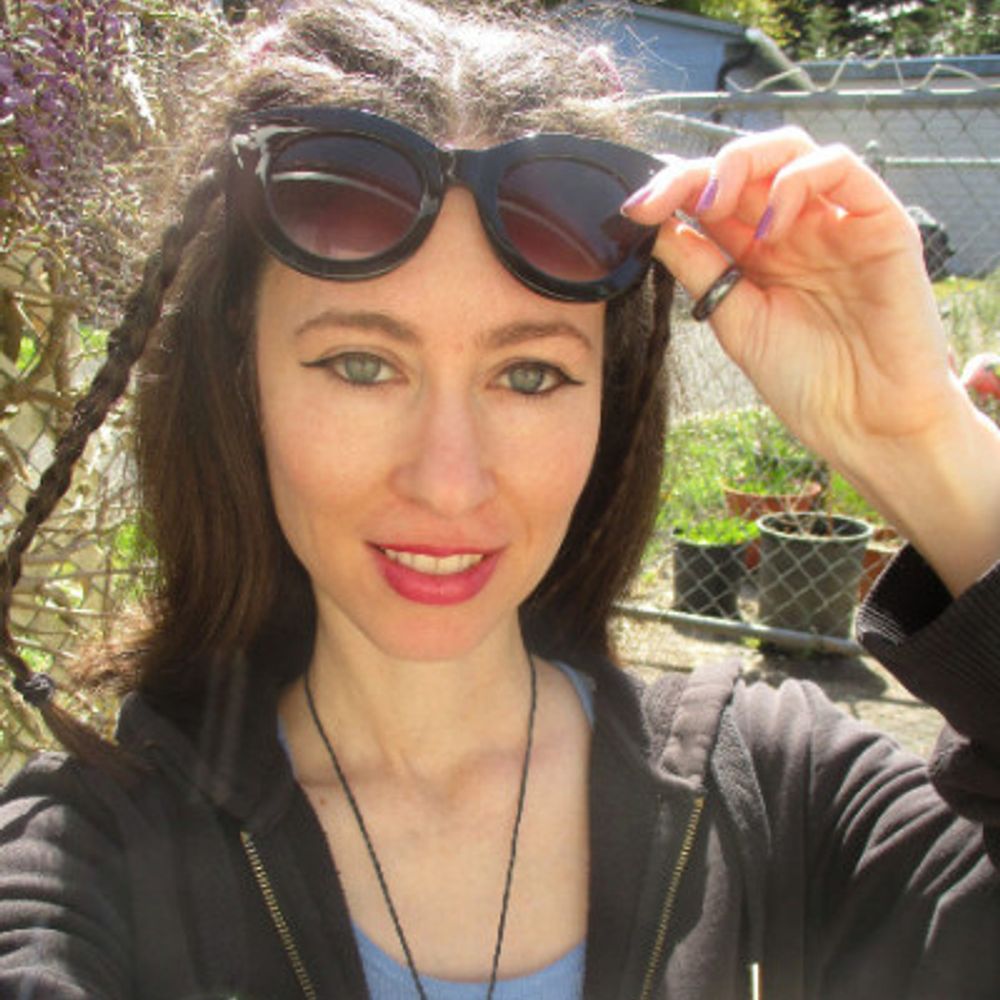 Shelly Shellaqua