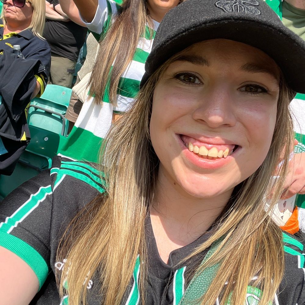 Aisling 🍀🇵🇸