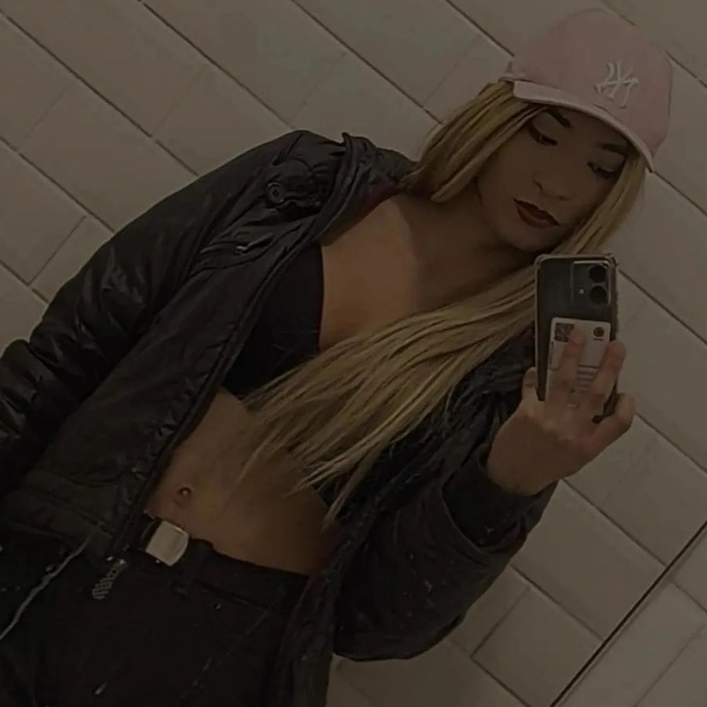 A Ladra