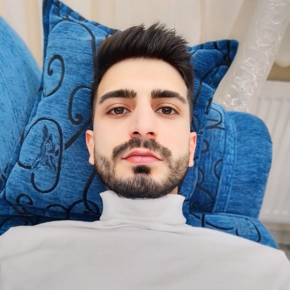 Hakan ÖZ
