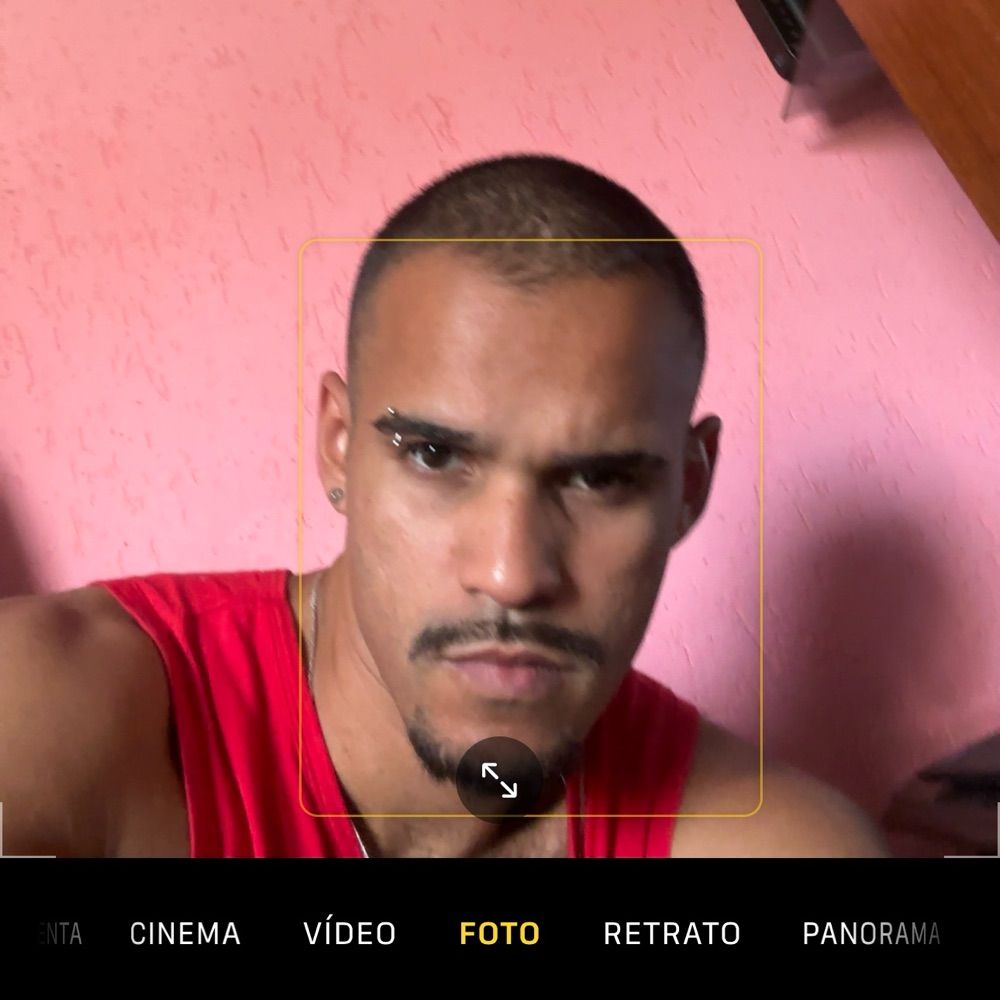 Central Victor Lopes