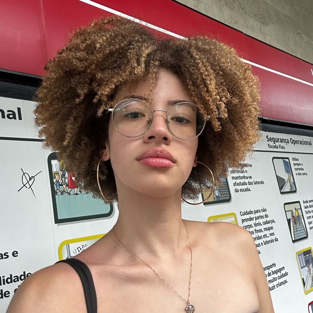 Julia Damacena 