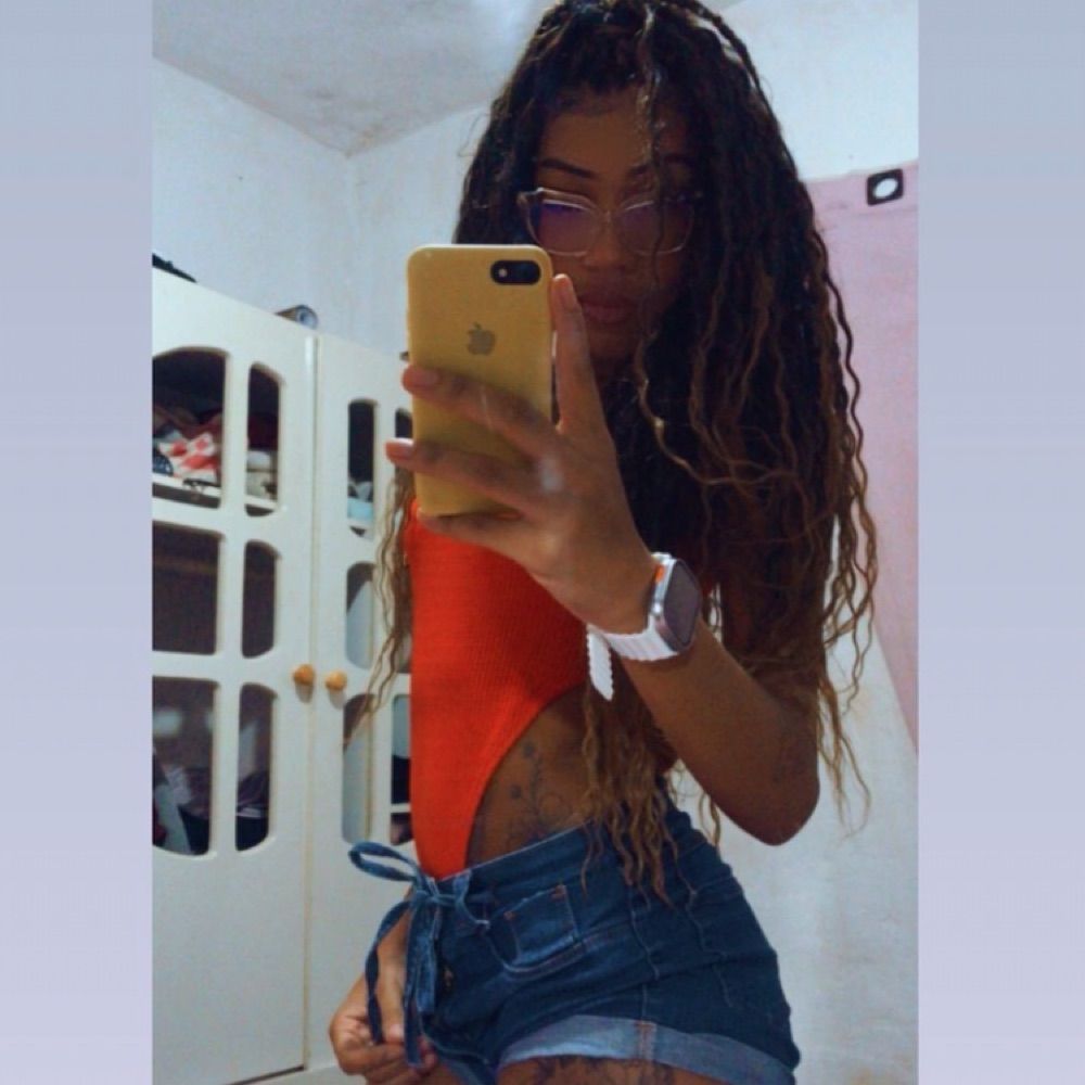 ℰ𝓂𝒾𝓁𝒾 𝓁𝒾𝓂𝒶
