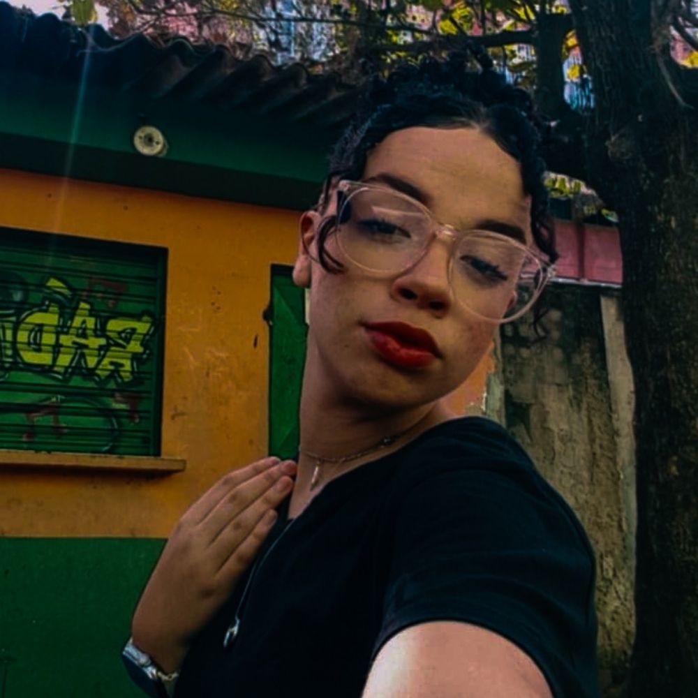 Doarda | a menina que chora 📚