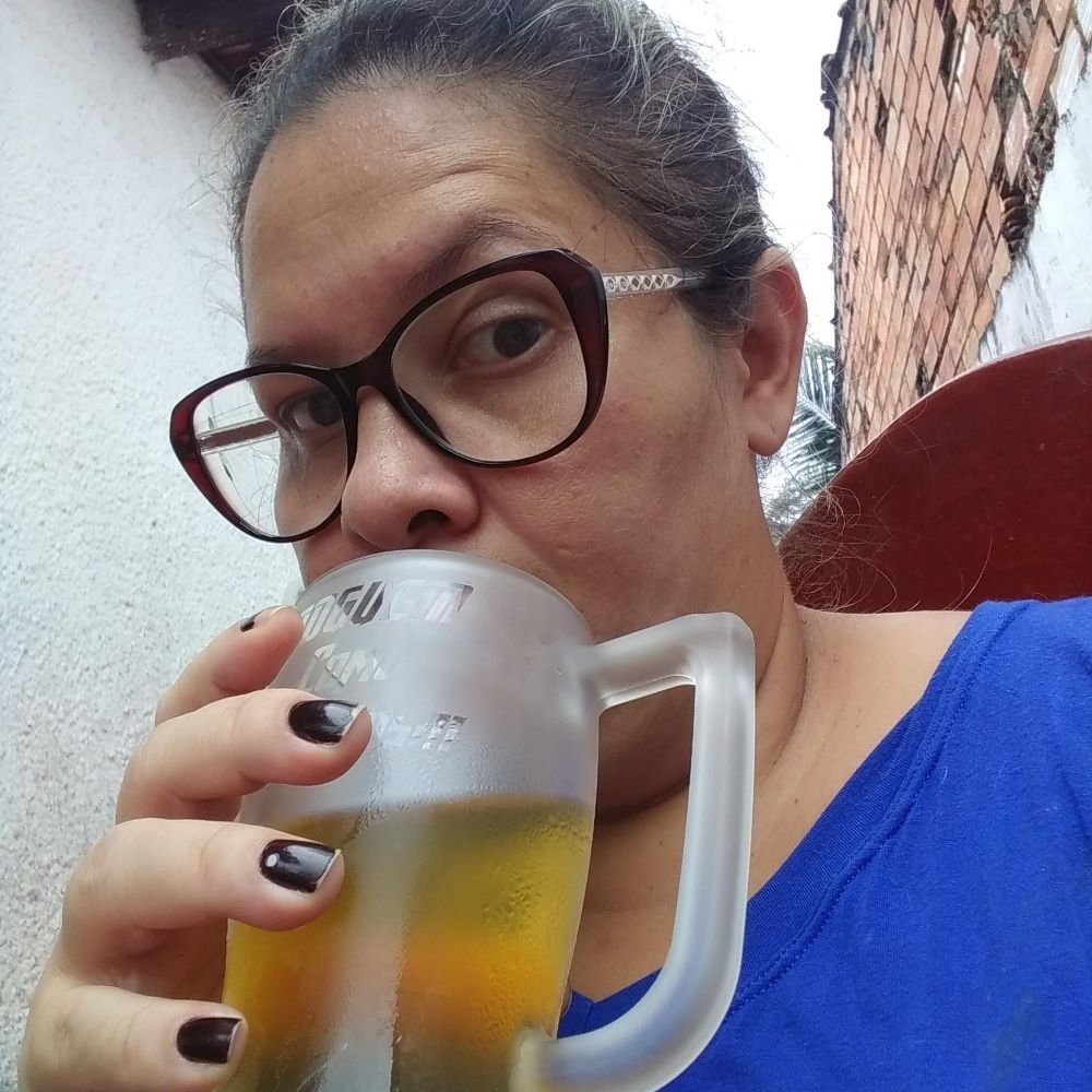 Clare Colares