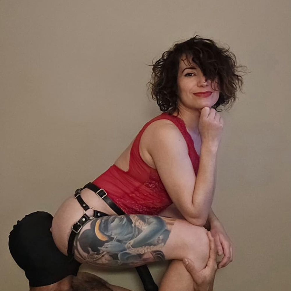 Miss Paz Bizarre