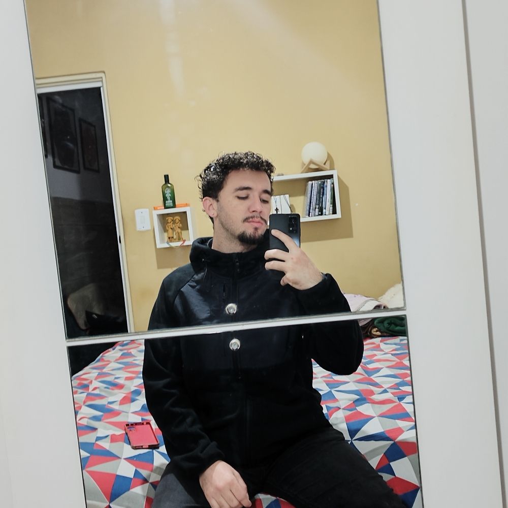 Léo Aragão 