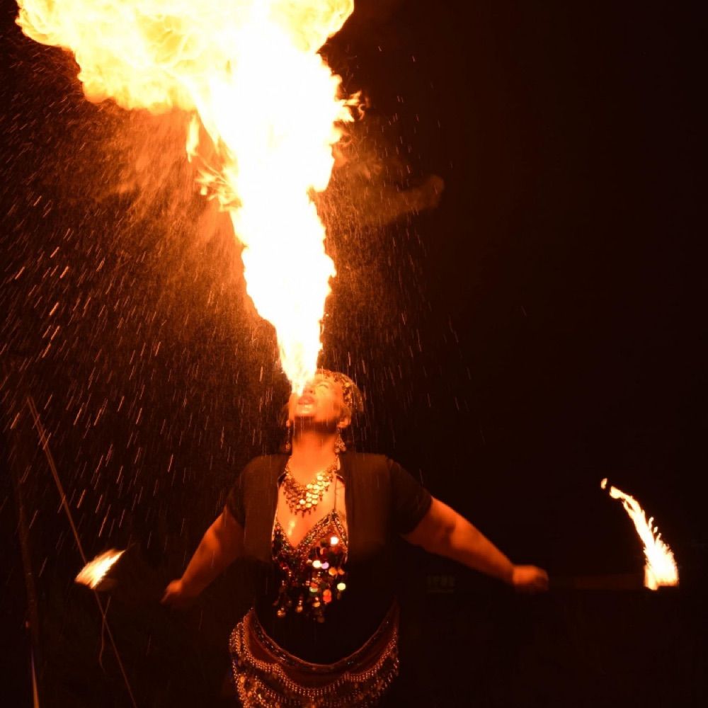 MJ 🔥Fireperformer entertainer uk