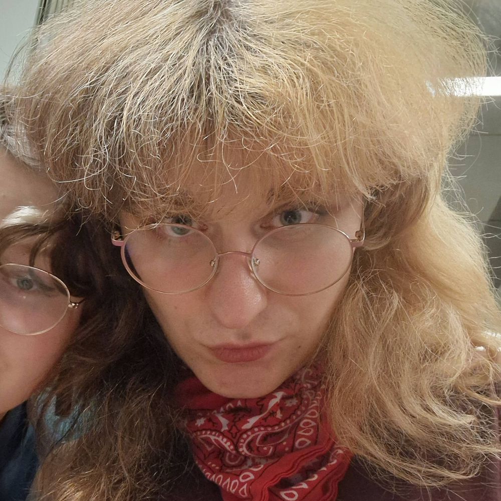 Gwenny she/her 