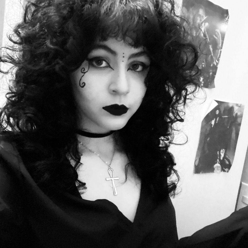 Dora ☥🦇🕯️
