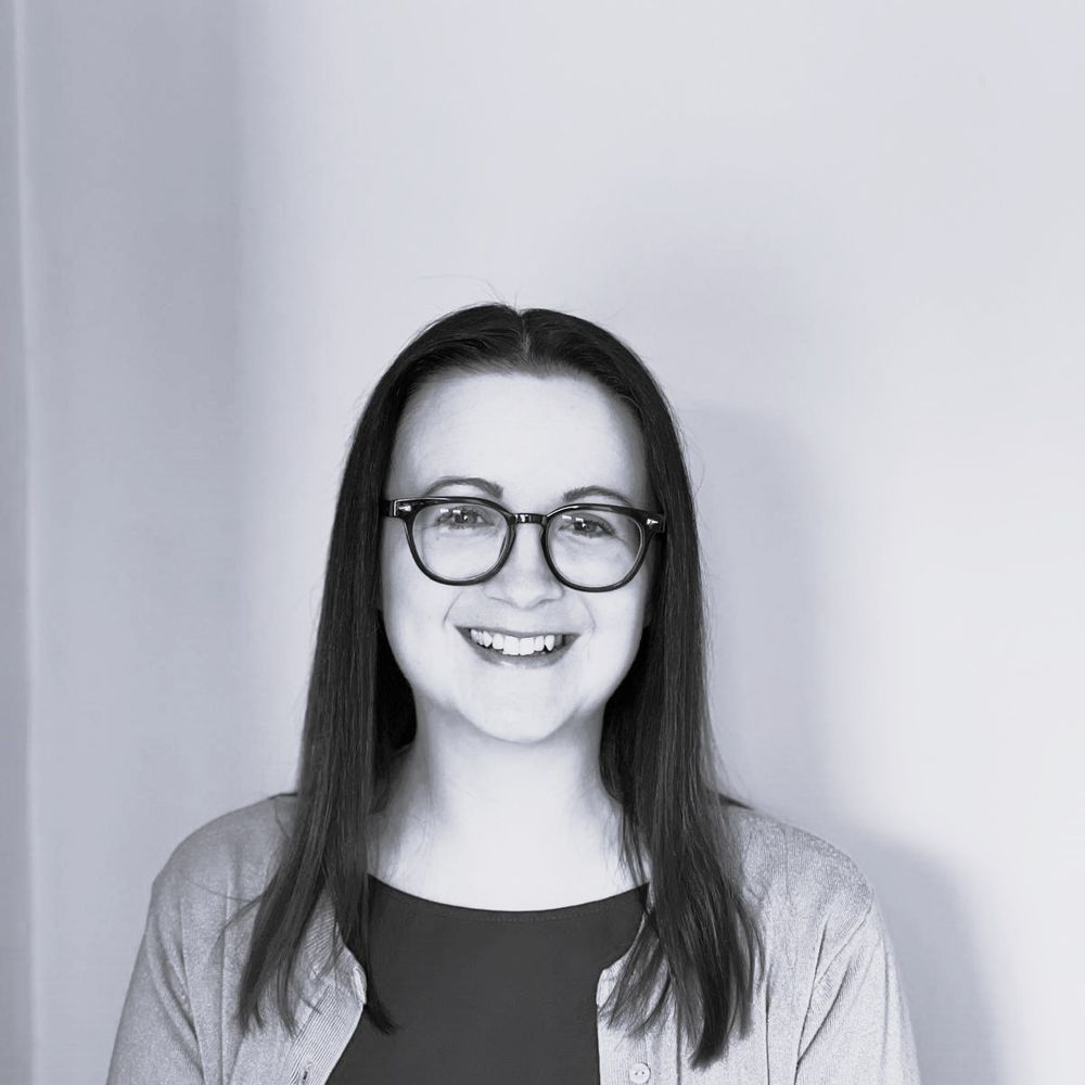 Dr Lisa Logue