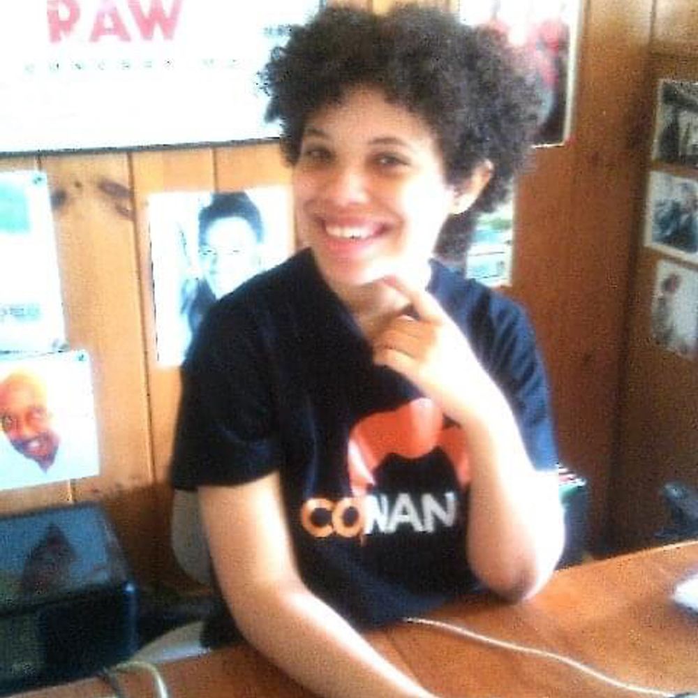 Shana Lewis