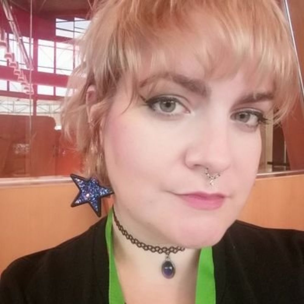 Elisa Fortes (she/her)